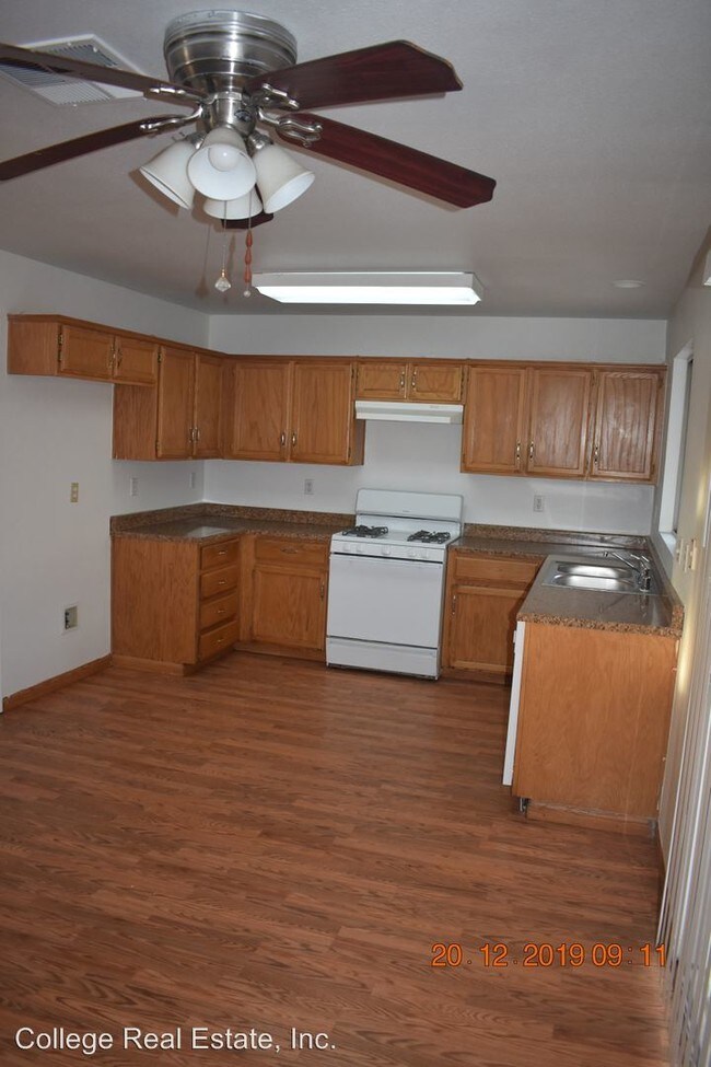 Foto del edificio - 3 br, 2.5 bath House - 1957 Fort Hall Place