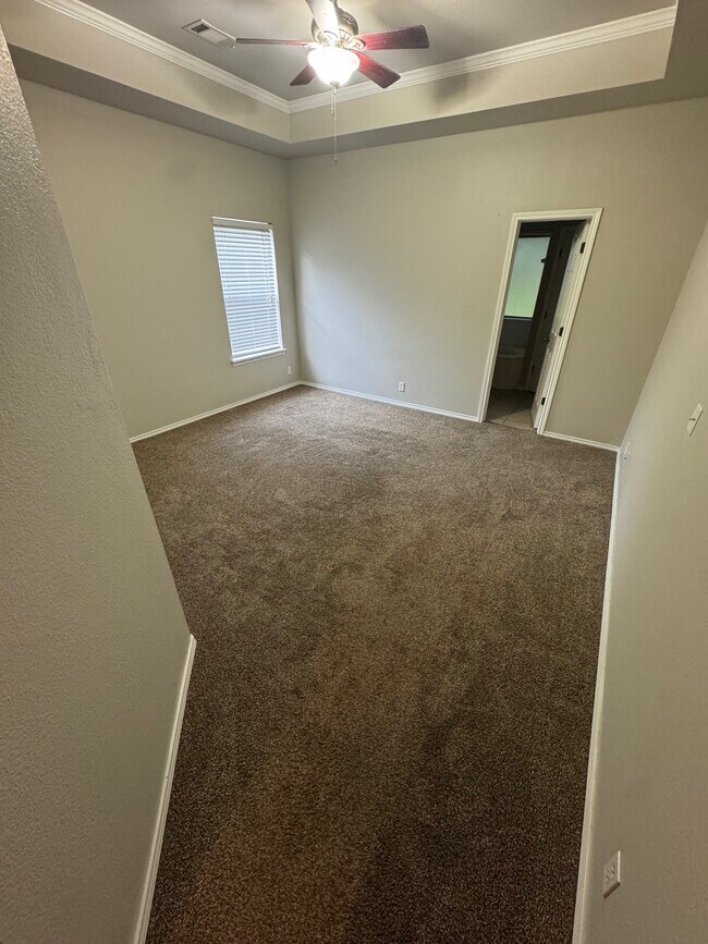 Foto del edificio - 4214 South Willow Ave W