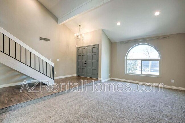 Foto del edificio - 1033 W Madero Ave