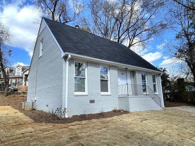 Foto del edificio - Five Points - 4br House - Fall 2026 Pre-Lease