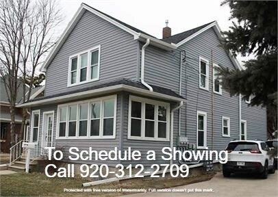 Primary Photo - Spacious 3 Bedroom Upper With Garage.