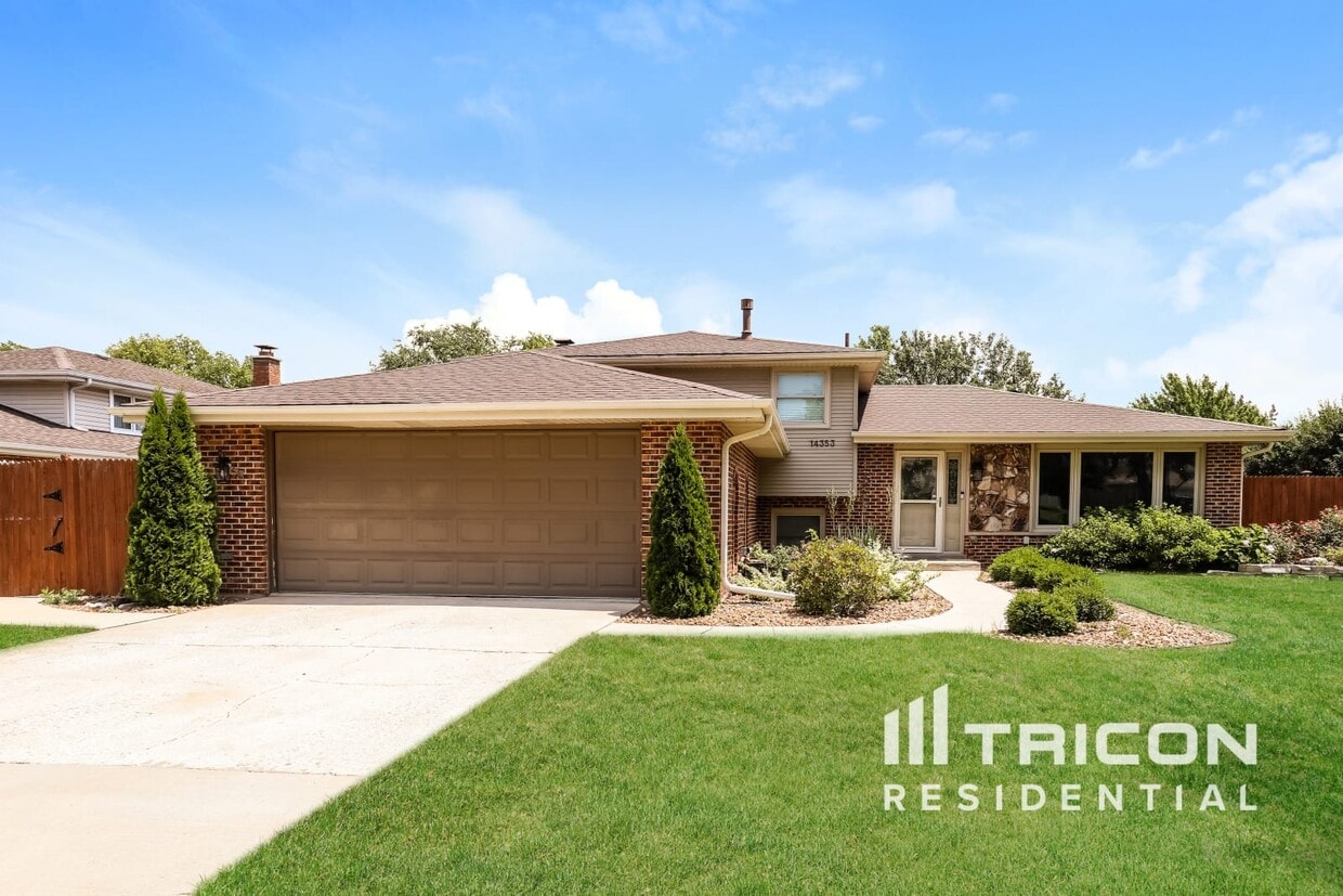 Foto principal - 14353 S Glen Dr W