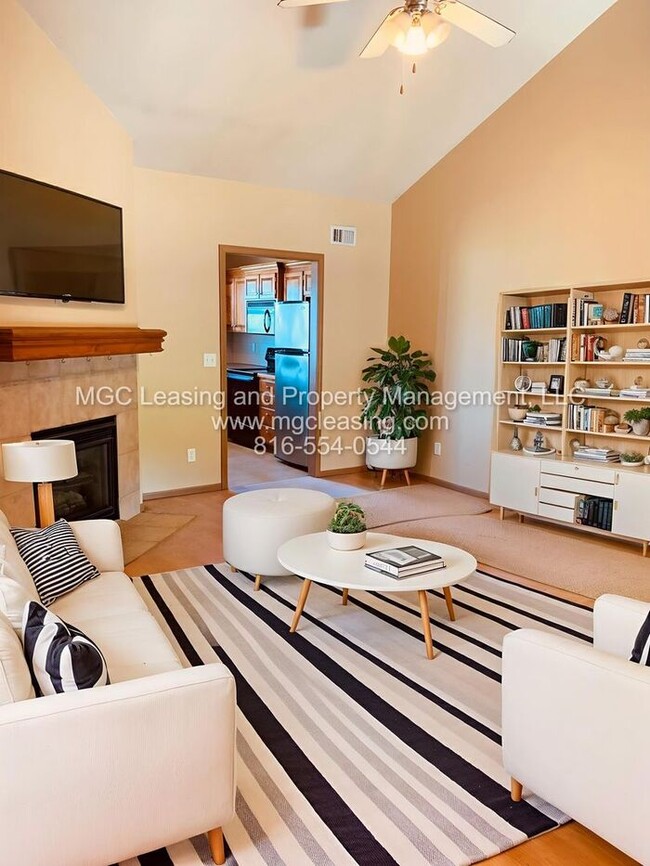 Foto del edificio - Snag This Raymore Gem Before the Luck Runs Out - Available 03/31/26