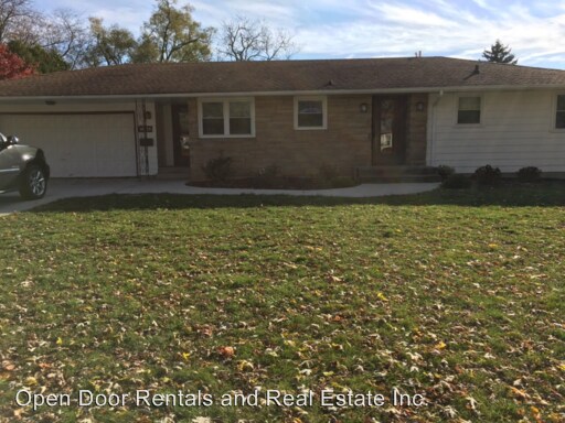 Foto principal - 3 br, 2 bath House - 1006 N VanBuren St