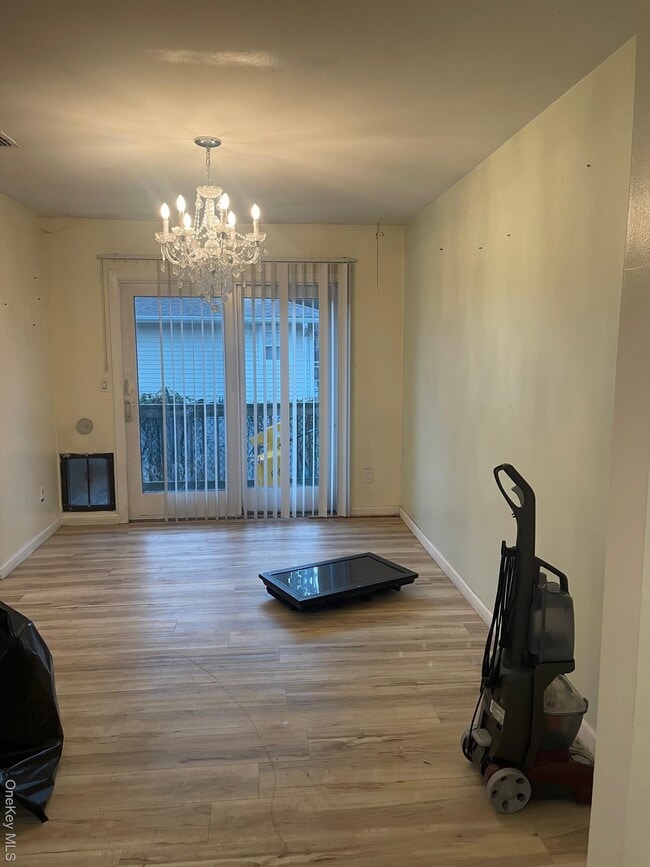 Foto del edificio - 185 E Parkview Dr