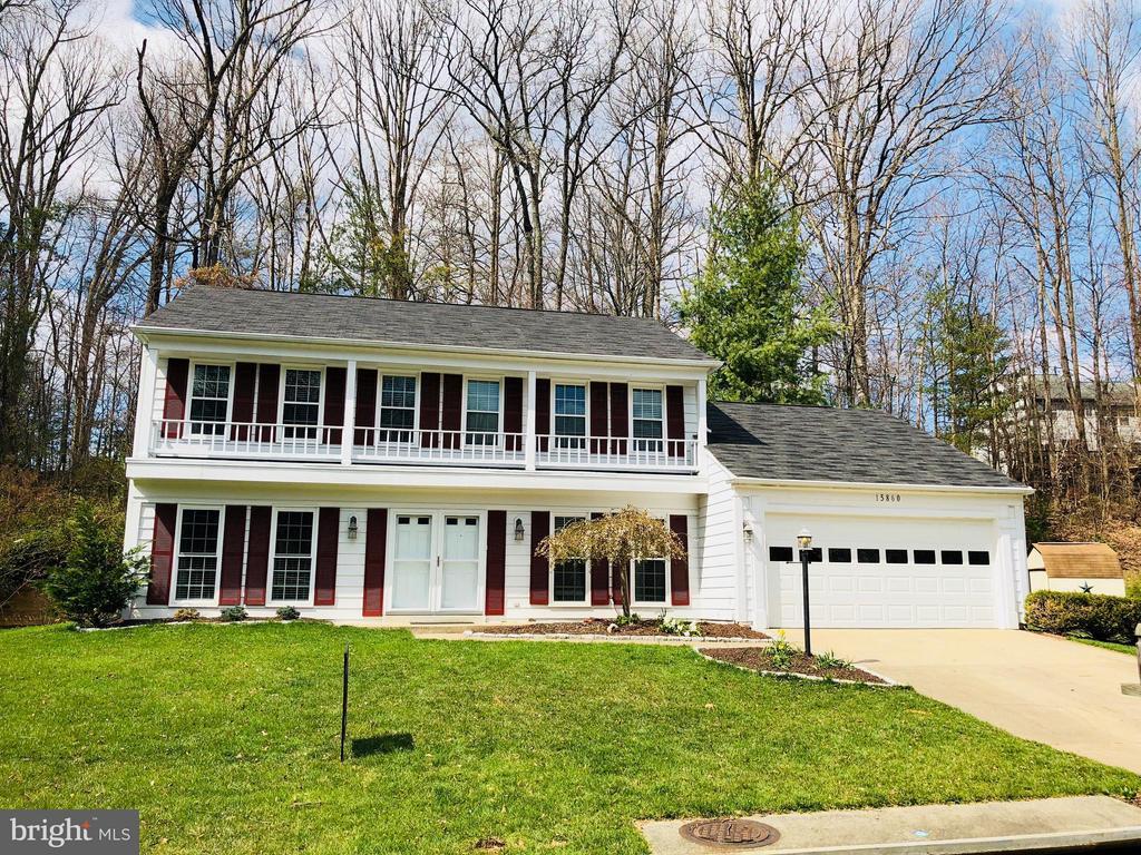 Primary Photo - 15860 Montview Dr