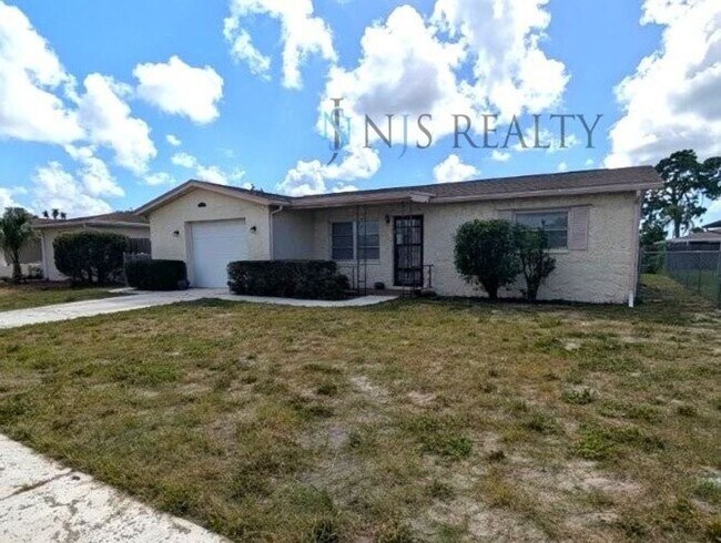 Building Photo - 1209 Maybury Dr