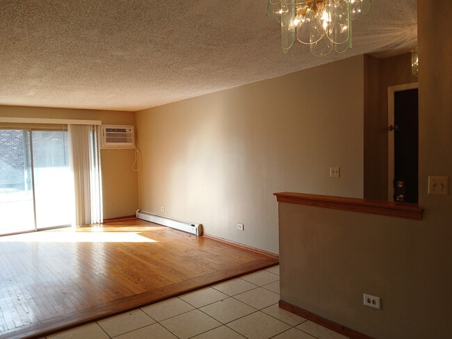 Building Photo - 247 N Neltnor Blvd