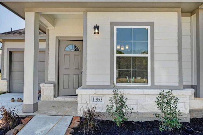 Building Photo - 11853 E Gate Dr