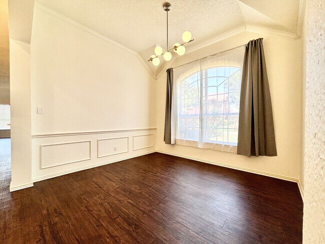Building Photo - 4305 Heath