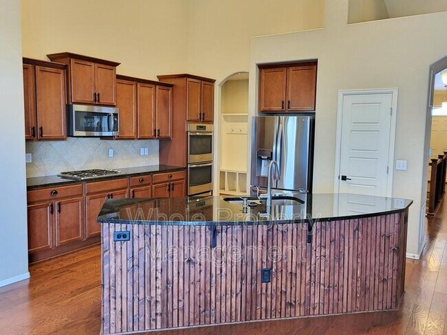 Foto del edificio - 7701 E 137th Pl