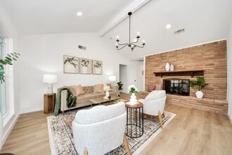 Building Photo - 5946 Willowbend Blvd