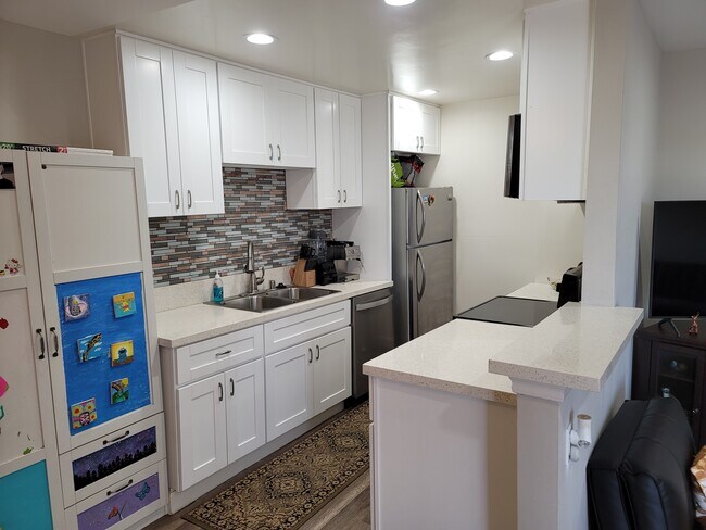 Building Photo - 1605 Pentecost Way