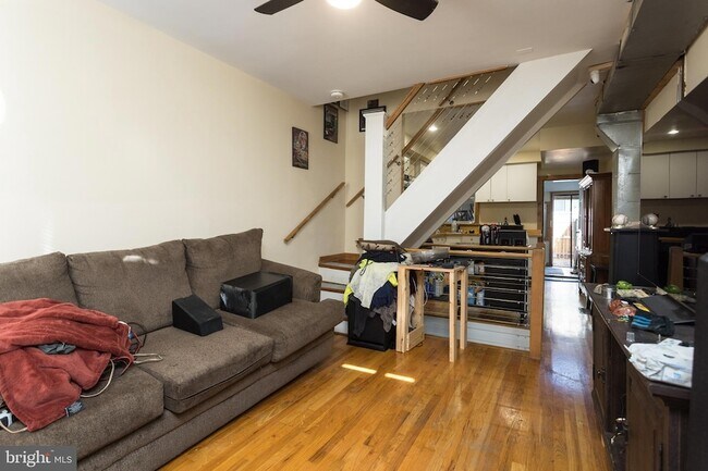 Foto del edificio - 2929 Miles Ave