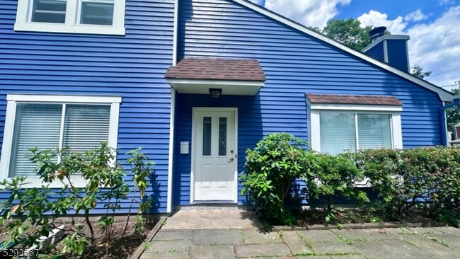 Foto del edificio - 221 Myrtle Ave