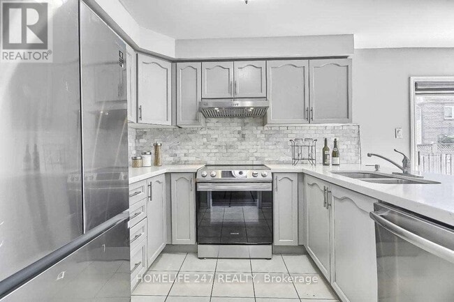 Building Photo - 32 Poplar Plains Rd