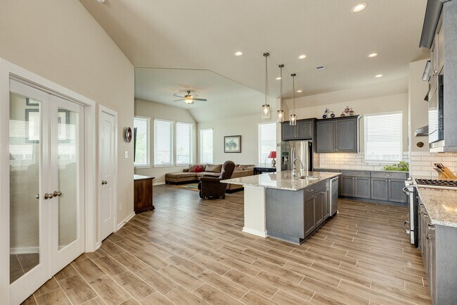 Foto del edificio - 12917 Ocean Breeze Ln