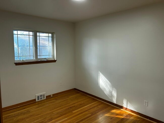 Foto del edificio - 1641 Fairview Ave