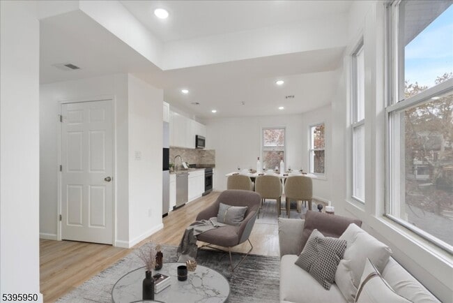 Foto del edificio - 813 S 12th St