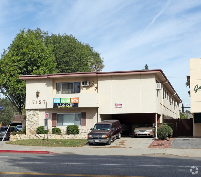 17127 Chatsworth St Granada Hills, CA 91344 Rentals Granada Hills, CA