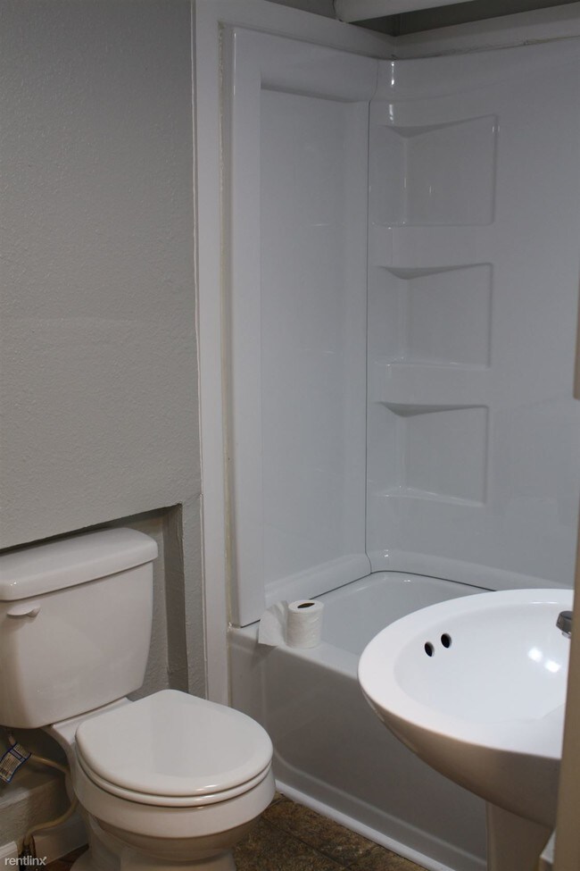 Foto del edificio - 620 N 32nd St