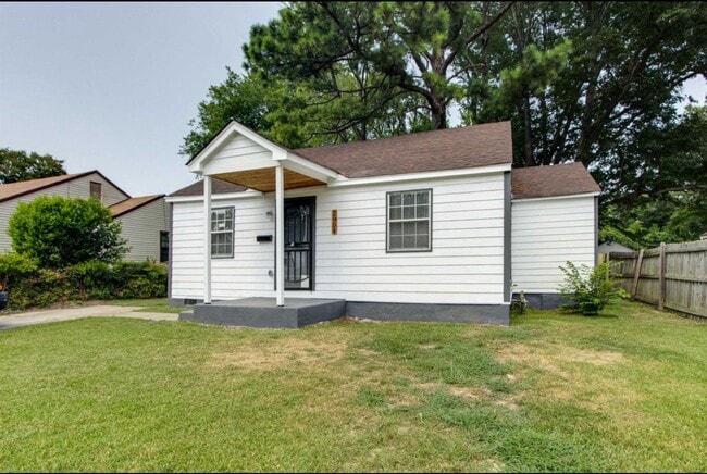 Photo - 2904 Barron Ave House