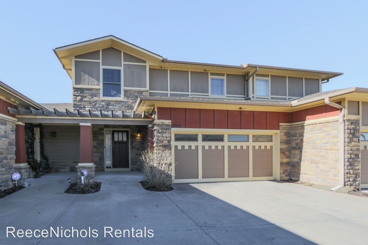 Foto principal - 4 br, 4.5 bath House - 3919 W. 159th Terrace