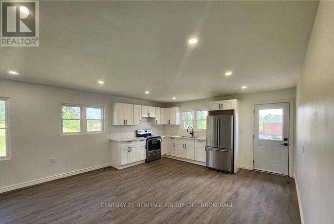 Building Photo - 9398 Rd. 38