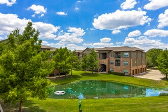 Building Photo - Heather Creek