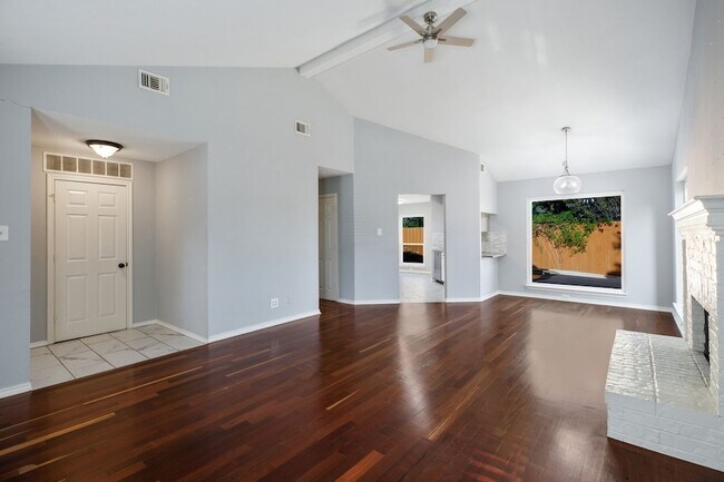 Building Photo - 128 Overbrook Dr
