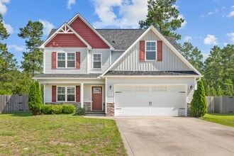Building Photo - 719 Addor Dr