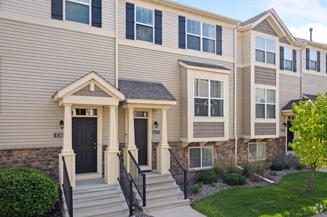 Building Photo - 8279 Norwood Ln N