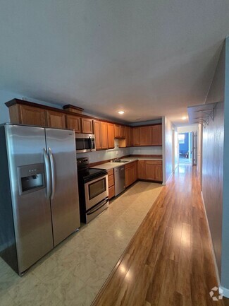 Building Photo - 1506 G St