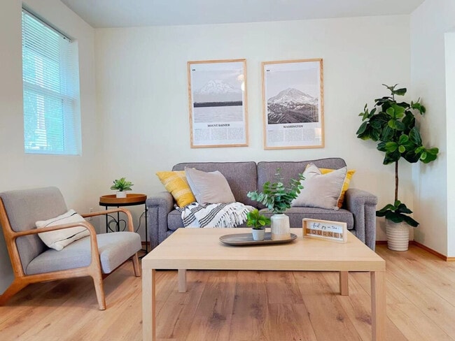 Building Photo - 226 Paradise Dr