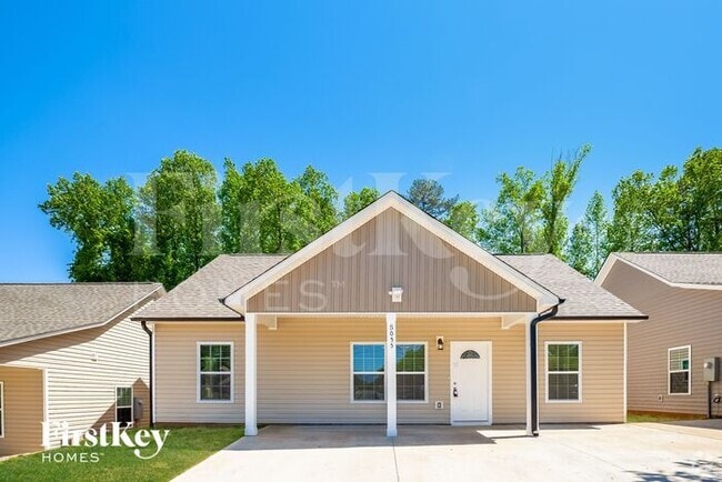 Building Photo - 5055 Tuckaseegee Rd