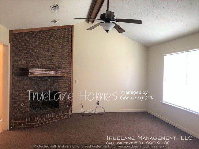 Building Photo - Nice home in Willow Wood Coming Soon!