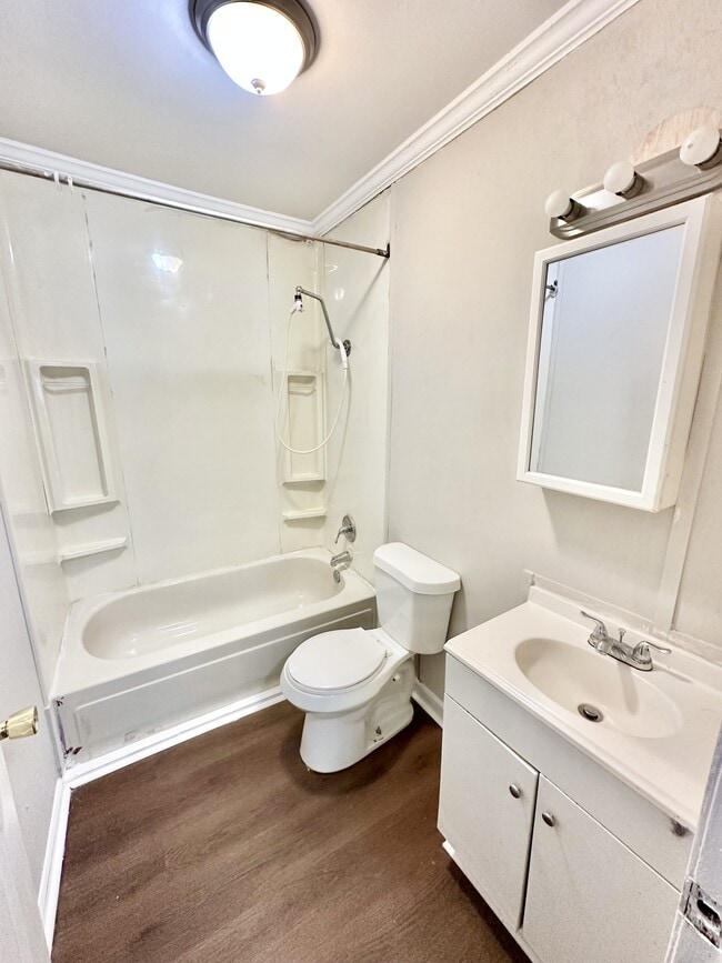 Foto del edificio - 941 47th Pl N