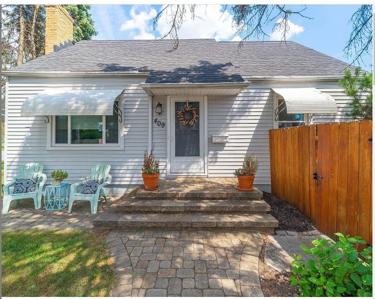 front - 409 Morse Rd