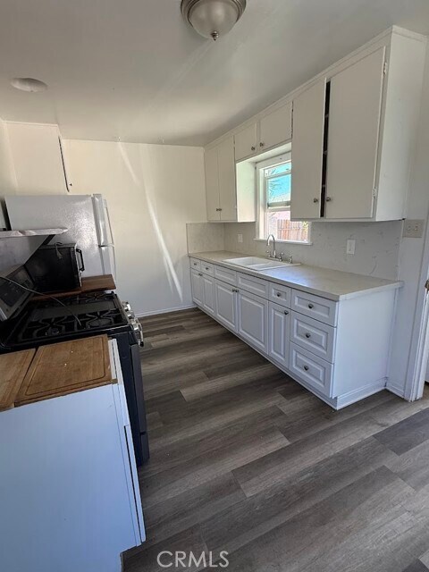 Foto del edificio - 2467 W 253rd St