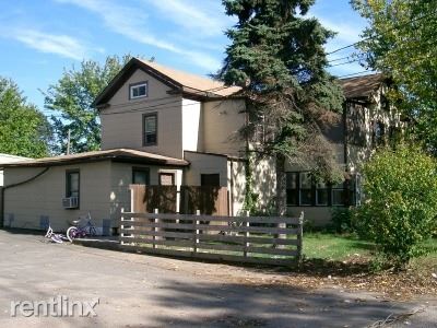 Building Photo - 135 Silver Sands Rd