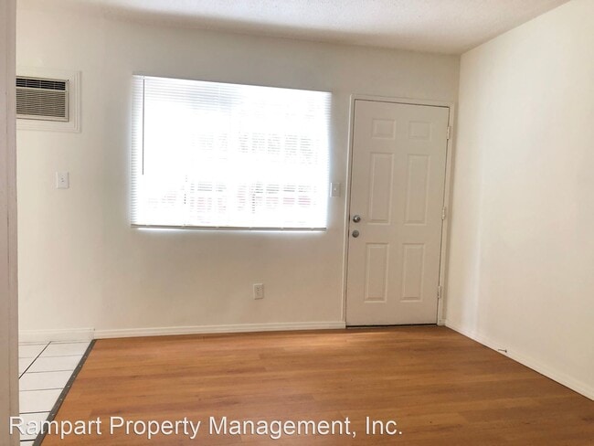 Building Photo - 1608-1610 S Wilton Pl