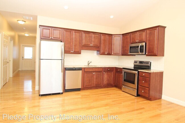 Foto del edificio - 101-208 Fieldstone Ln