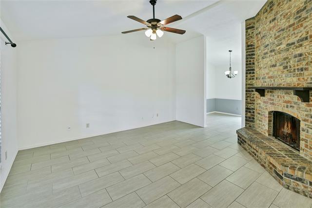 Foto del edificio - 1306 Clearview Dr