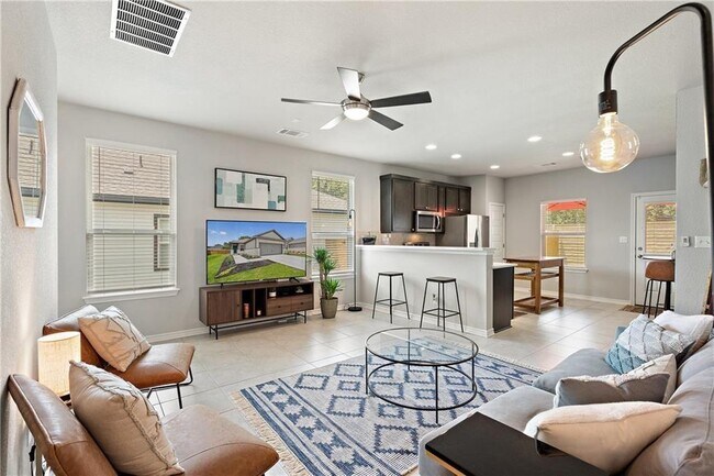 Building Photo - 205 Syrah Ct