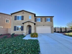 Building Photo - 1760 Chute Dr