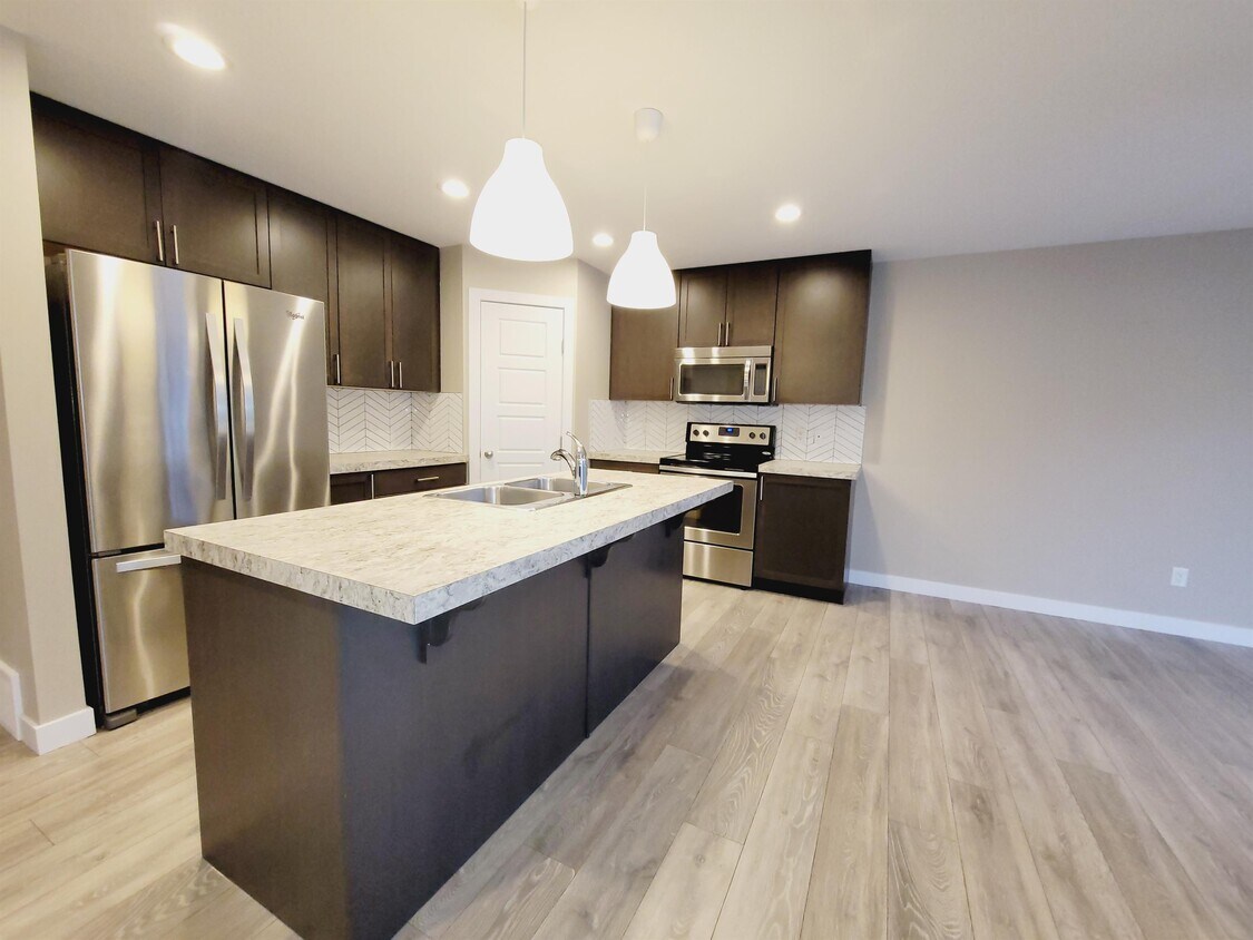 Photo principale - 1606-164A 164A St SW