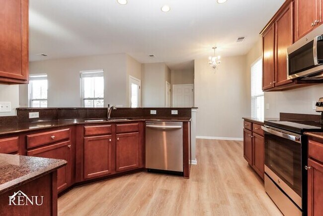 Building Photo - 318 Peters Creek Dr