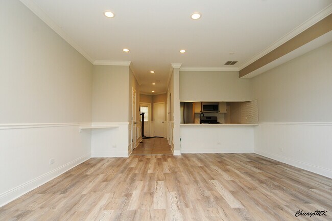 Building Photo - 1192 Regency Dr
