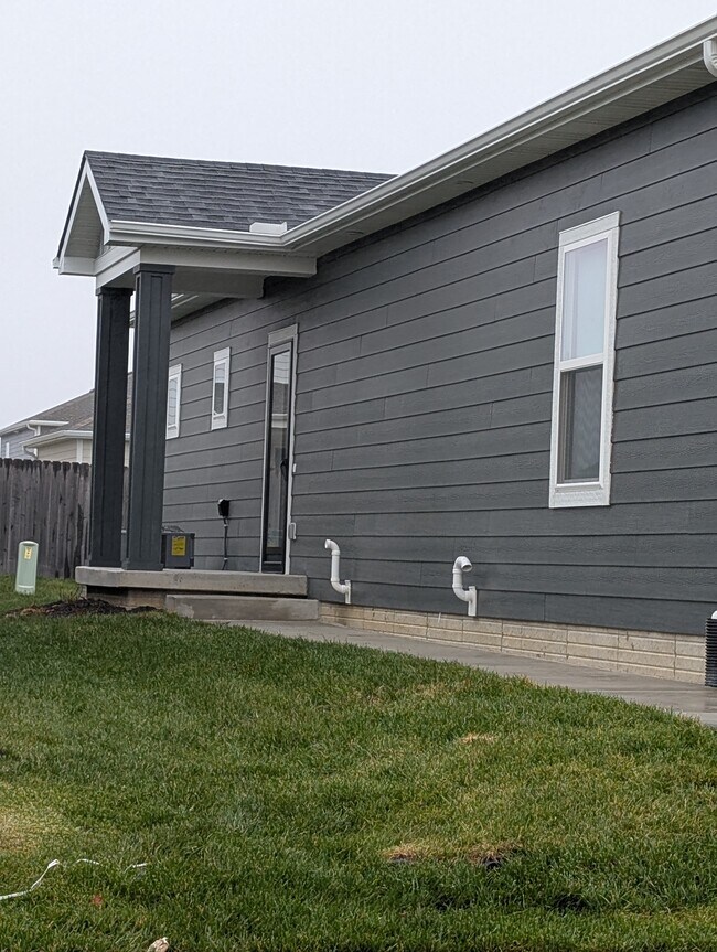 Puerta principal - 12855 S 45th Ter