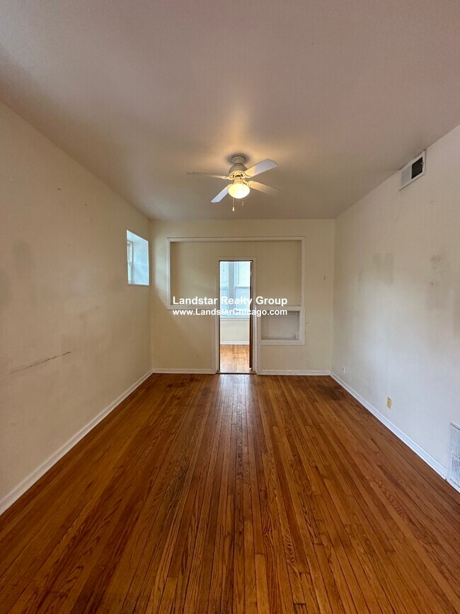 5000 N Sawyer Ave Unit 1W, Chicago, IL 60625 Condo for Rent in